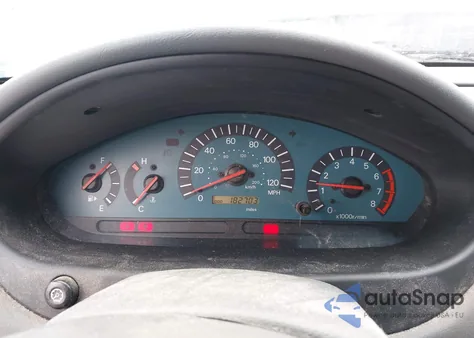 2003 Mitsubishi Galant Es/Ls z USA, uszkodzony, nr VIN 4A3AA46G83E048217